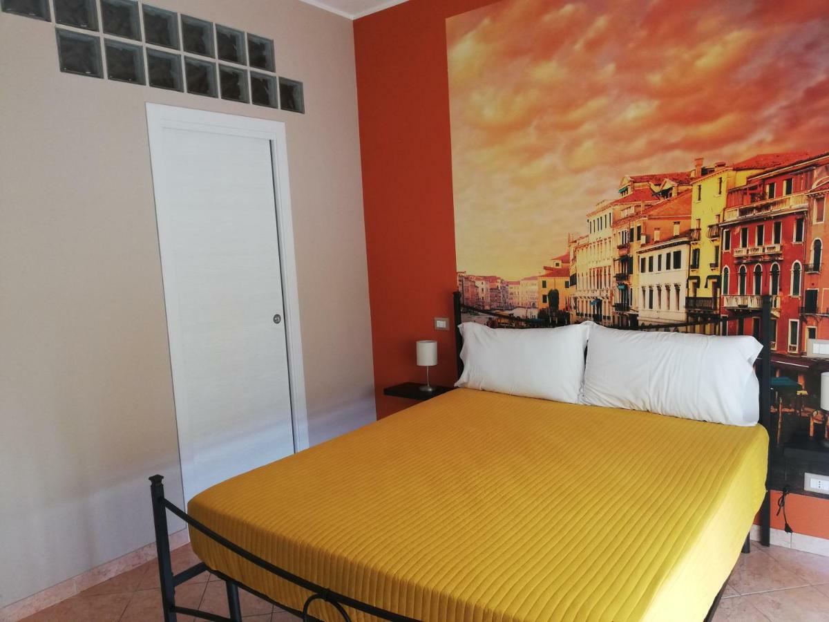 B&B Around The World Villa San Giovanni Eksteriør bilde